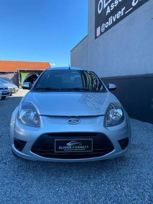 FORD KA 1.0 MPI 8V FLEX 2P MANUAL FORD KA 1.0 MPI 8V FLEX 2P MANUAL